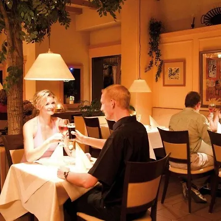 Mobile Chatel 'hotelzimmer' فيهمارن